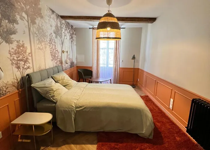 La Loge De L Odeon